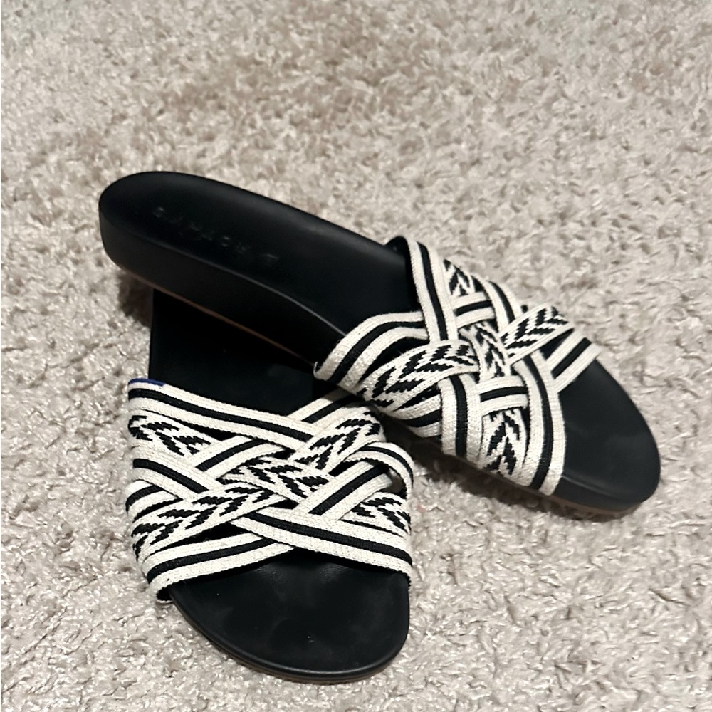 New Rothy’s sandals, size 8.5